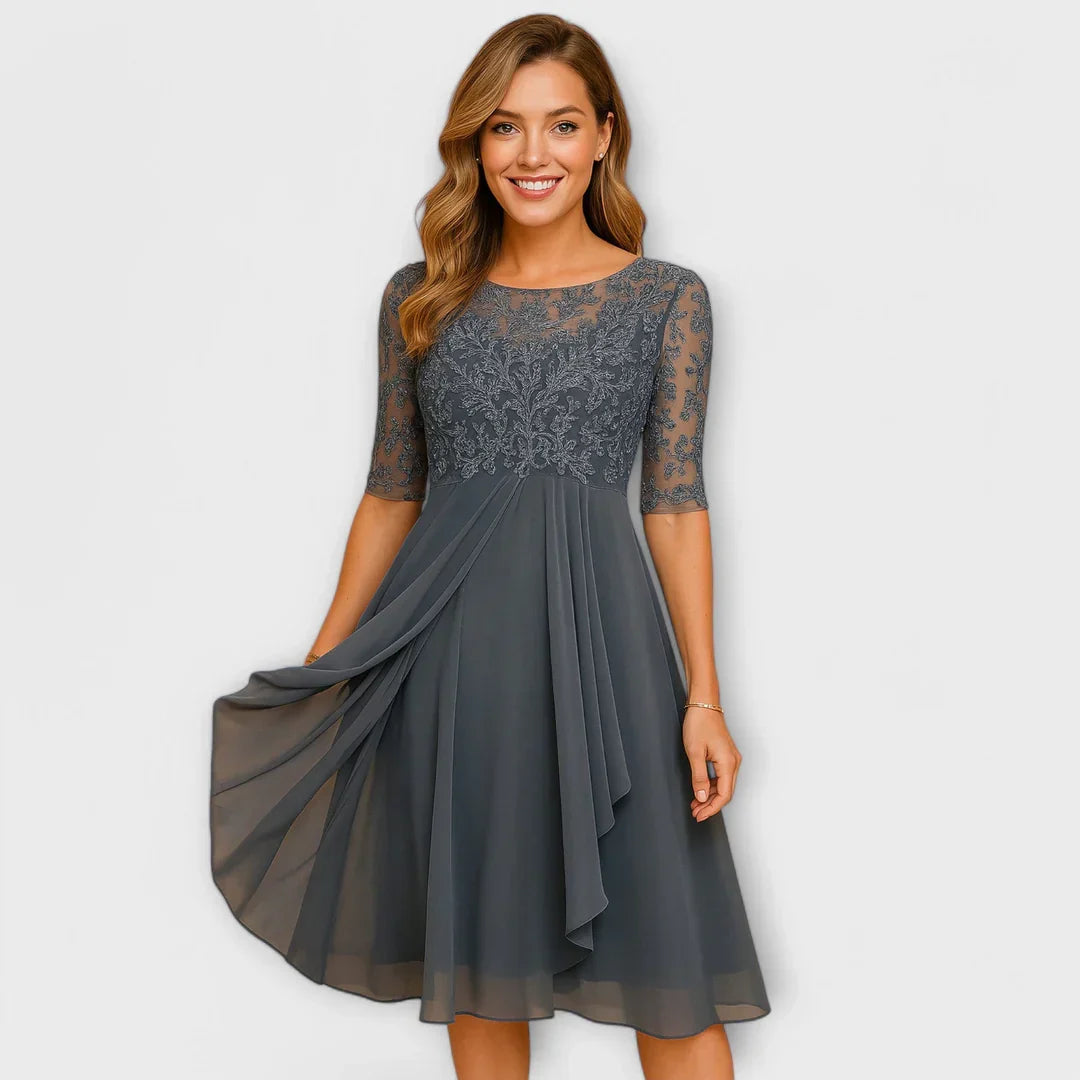 Jacinthe – Robe midi élégante à manches en dentelle